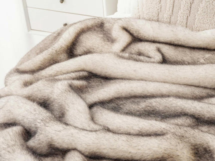 RCL FUR THROW